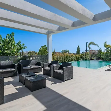 Villapadierna Solstice Sanctuary * Estepona